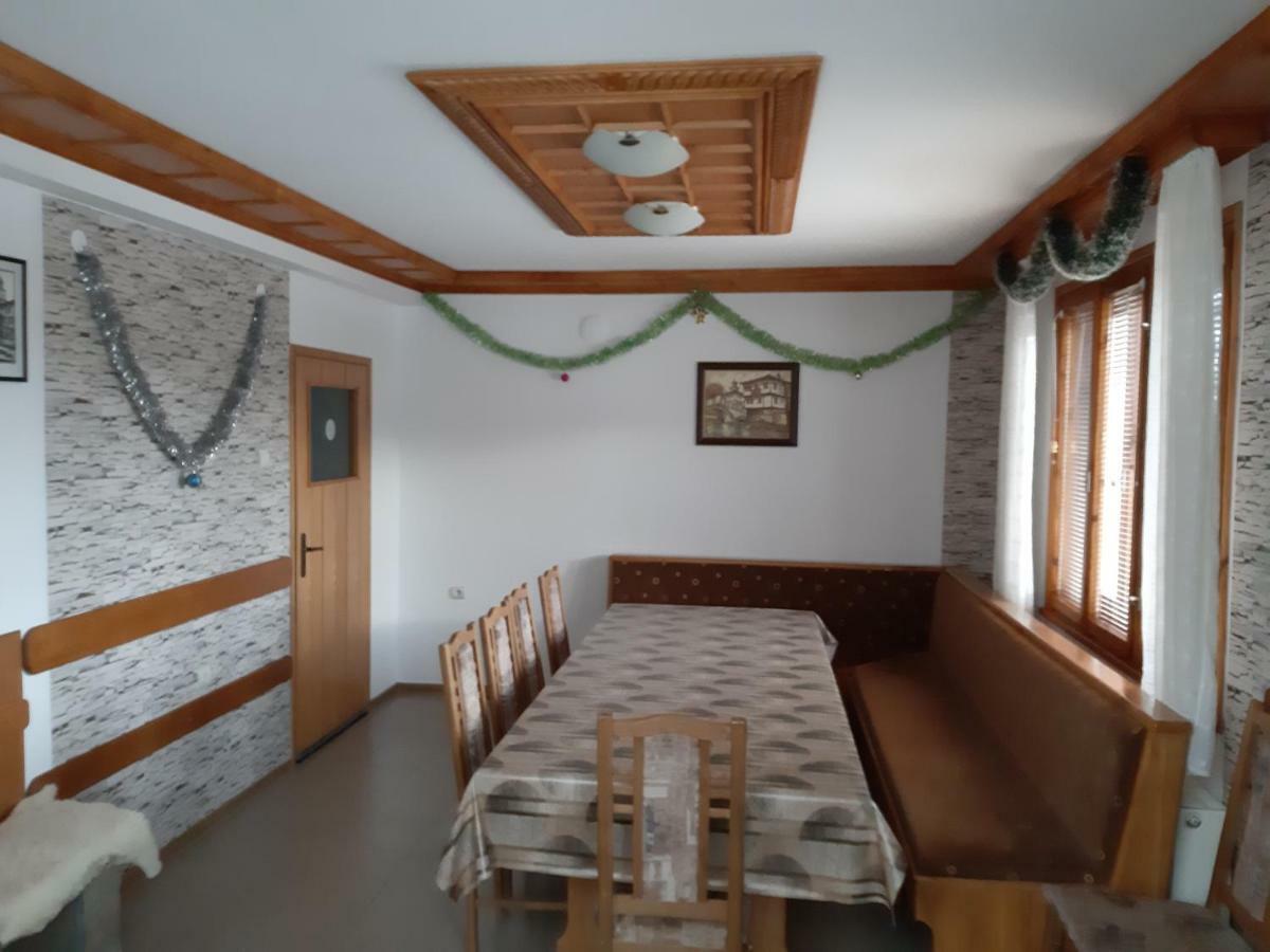 Къща Поколения Trjawna Exterior foto